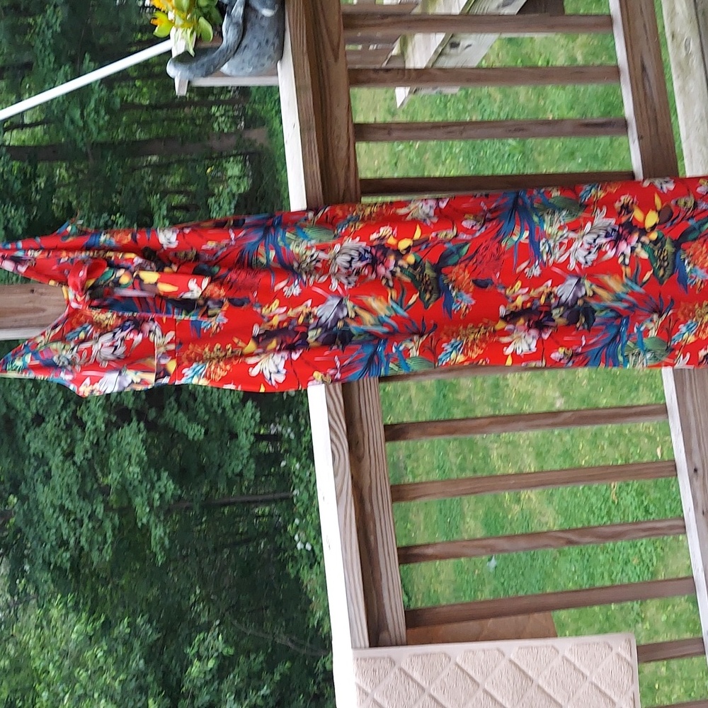 Boutique Long  Maxi  Cross tie front Peek-a-boo halter Tropical Red Dress Sz XL